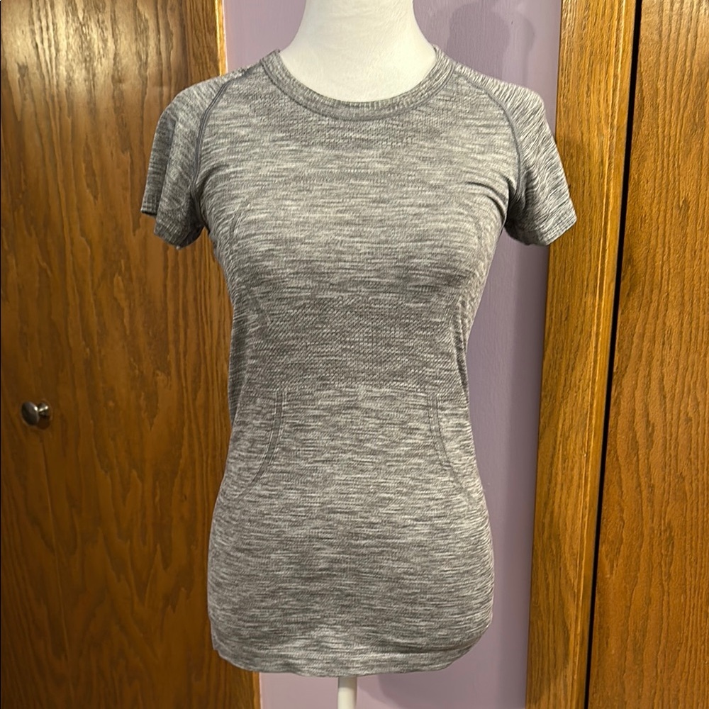 Lululemon Gray Women's Athletic Top size 6.